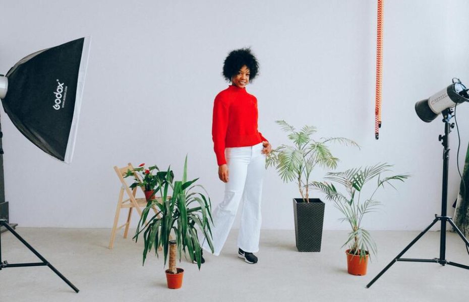 Indoor Photography Settings: Prepare Yourself Before The Artistic Creations